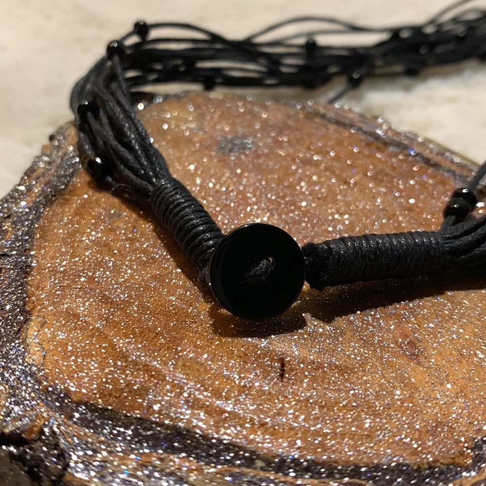 Shell & Black Rope Necklace - Picture 7 of 8